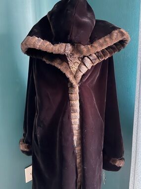 Gallery New York Women Coat